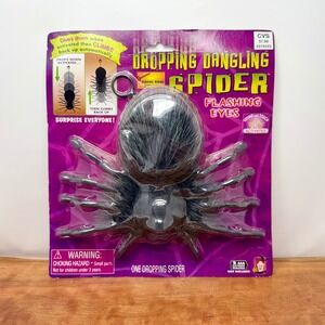 Dropping Dangling Spider Flashing Eyes Sound & Touch Activated Halloween Prank